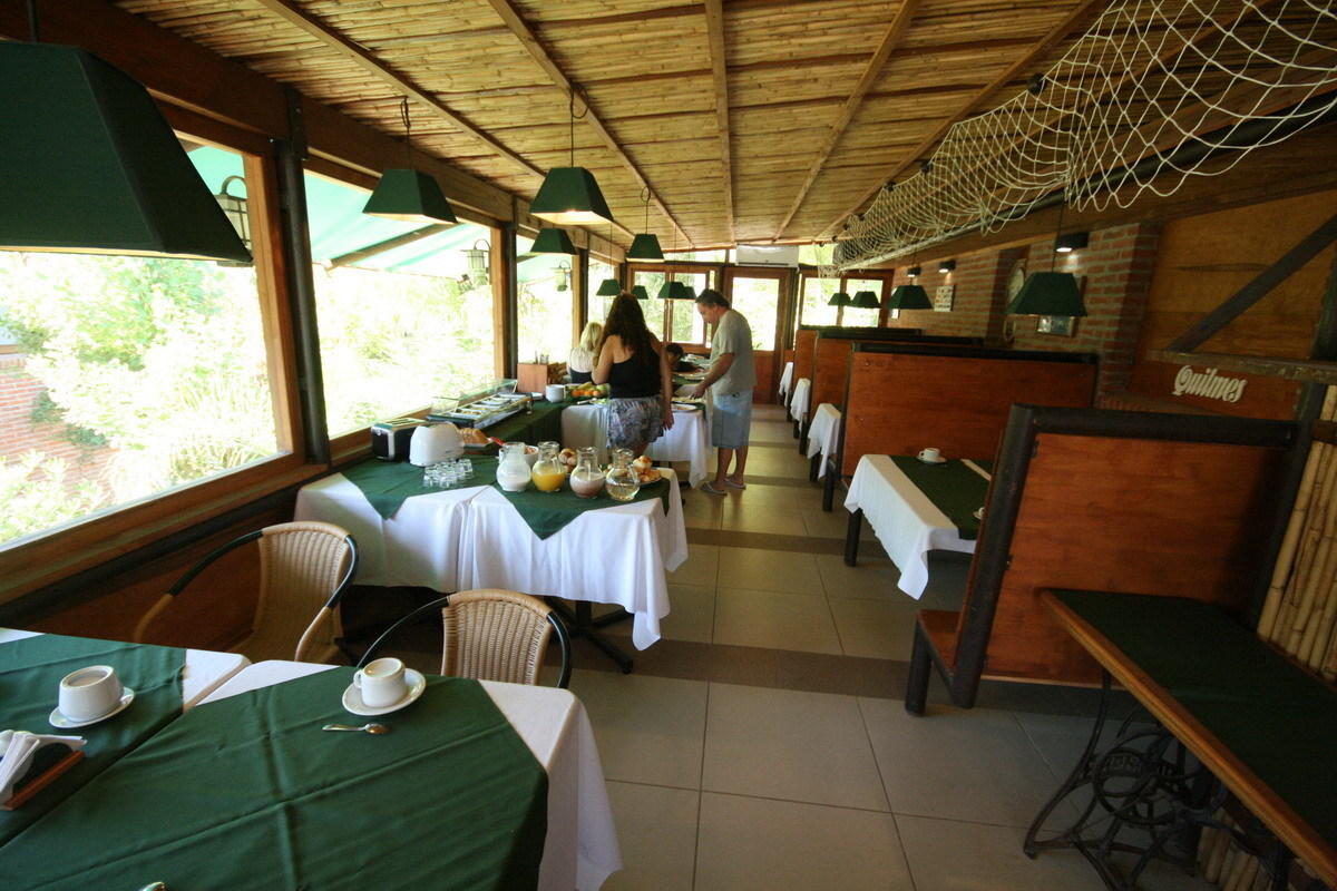 Cumelo Carilo Aparthotel Bagian luar foto