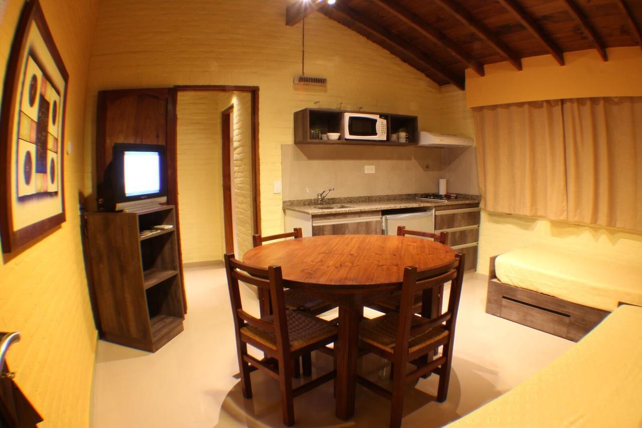 Cumelo Carilo Aparthotel Bagian luar foto