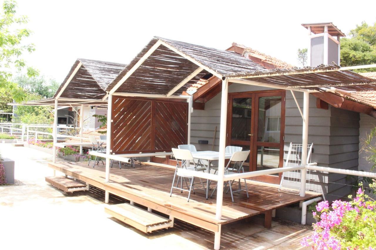 Cumelo Carilo Aparthotel Bagian luar foto