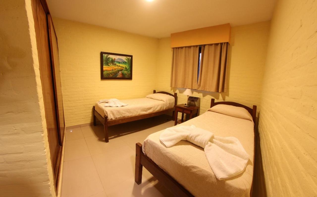 Cumelo Carilo Aparthotel Bagian luar foto